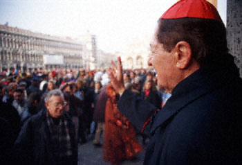 Carnevale di Venezia 2002 - vescovo